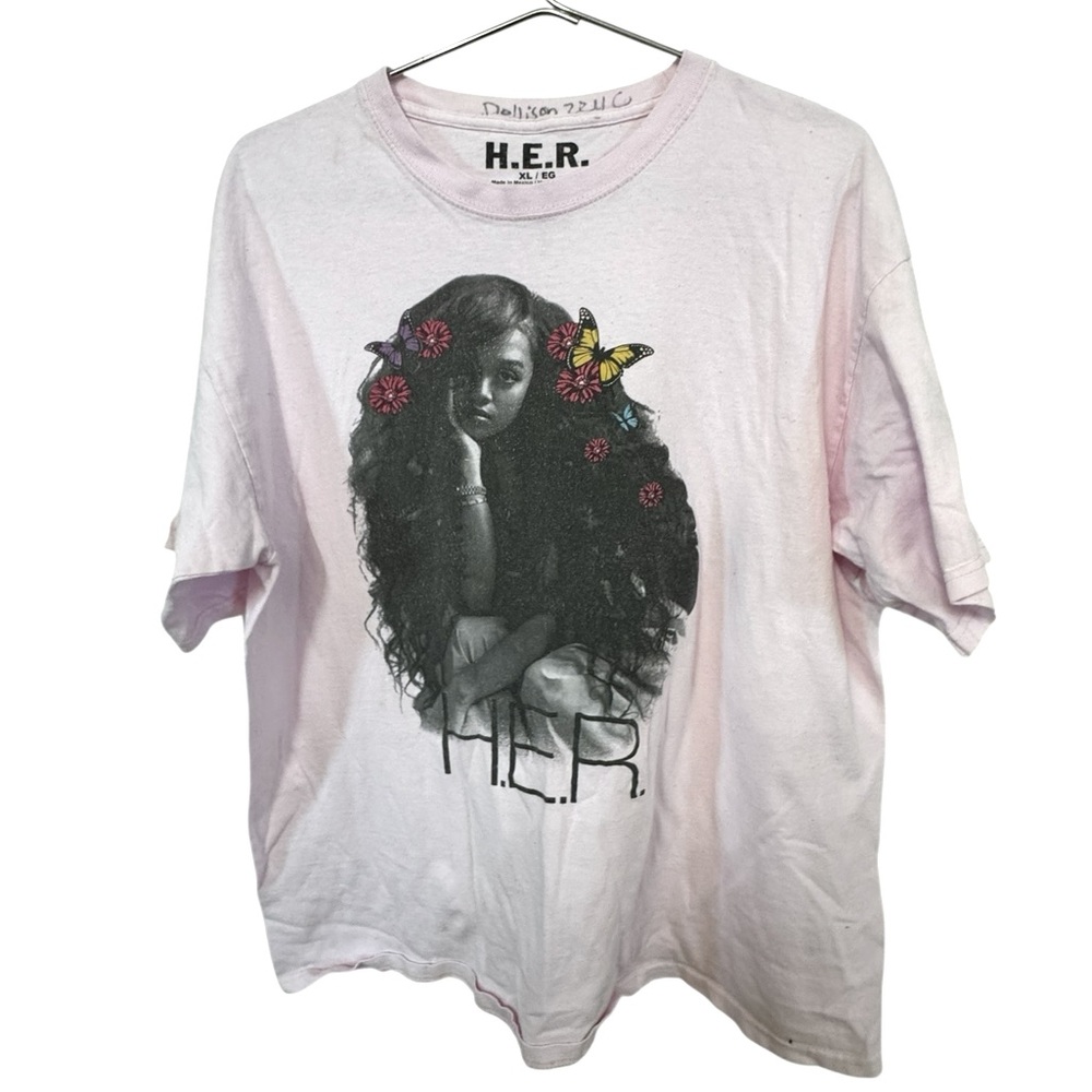 H.E.R. R&B Hip Hop Band Women’s XL Graphic T-Shirt Aged Worn